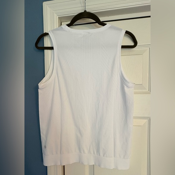 NWOT WOMEN’S ATHLETA IN MOTION TANK IN WHITE SIZE M - Picture 7 of 7